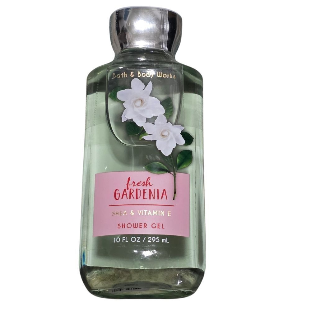 Bath & Body Works Fresh Gardenia Shea & Vitamin E Shower Gel